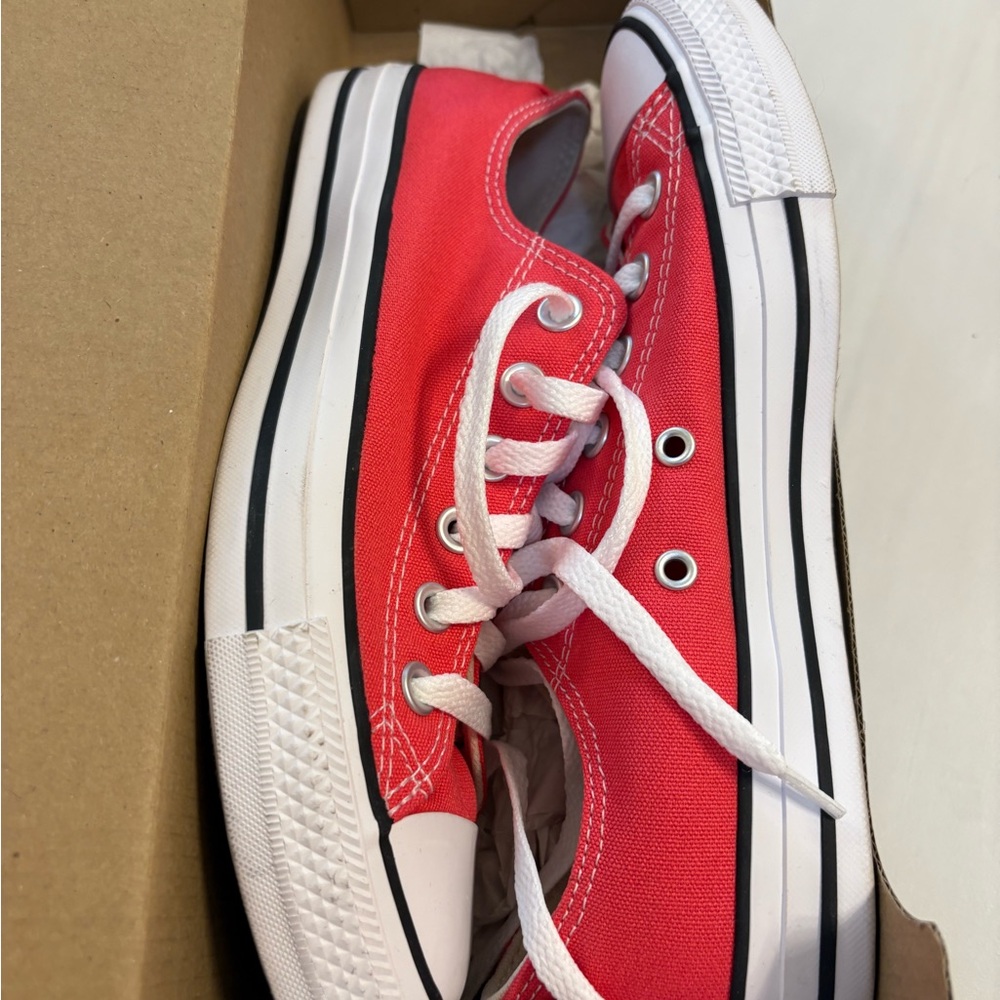 NIB Coral Chuck Taylor All Star Low Tops